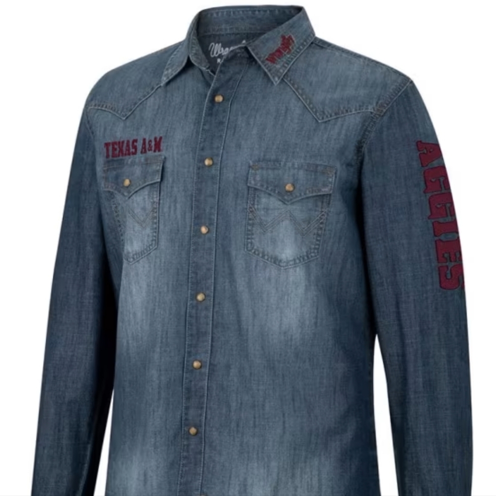 Texas A&M Wrangler Denim shirt●●●GREAT FOR GAME DAY●●●